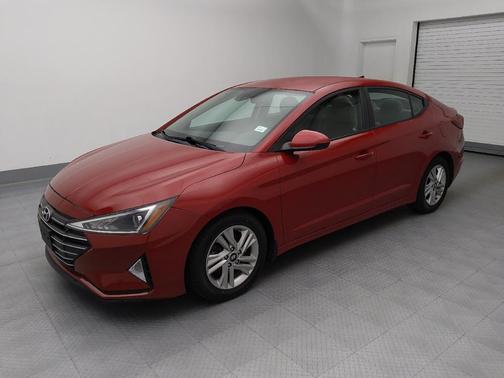 Scarlet Red 2019 Hyundai ELANTRA SEL