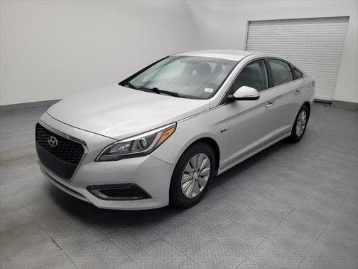 2016 Hyundai SONATA Hybrid SE