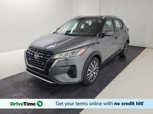 Gray 2021 Nissan Kicks SV