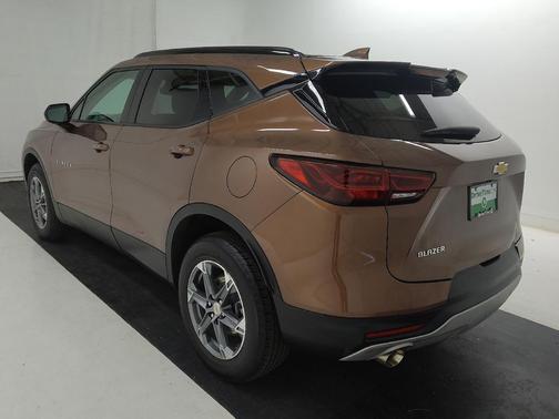 Copper Bronze Metallic 2024 Chevrolet Blazer 2LT