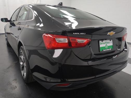 Mosaic Black Metallic 2024 Chevrolet Malibu FWD 1LT