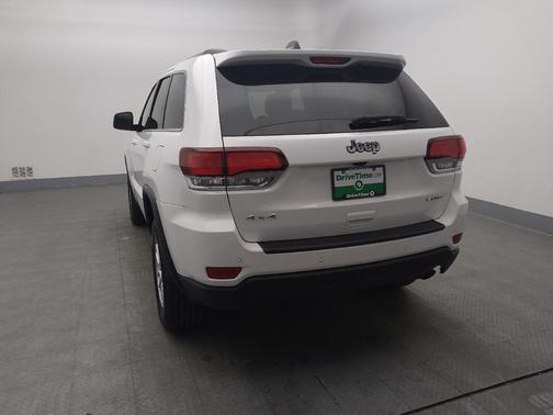 2020 Jeep Grand Cherokee Laredo