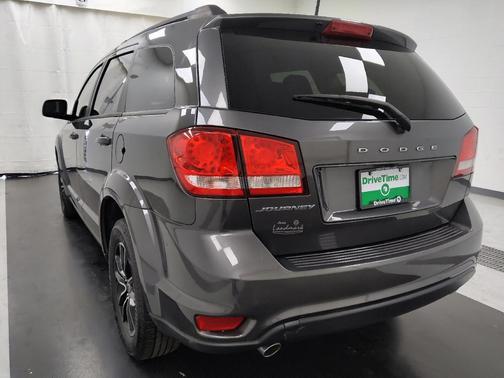 Granite Pearlcoat 2018 Dodge Journey SXT