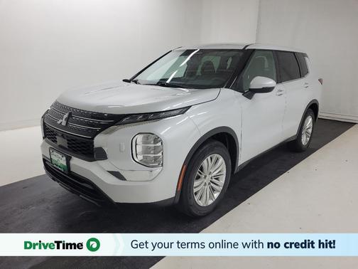 White Diamond 2022 Mitsubishi Outlander ES S-AWC