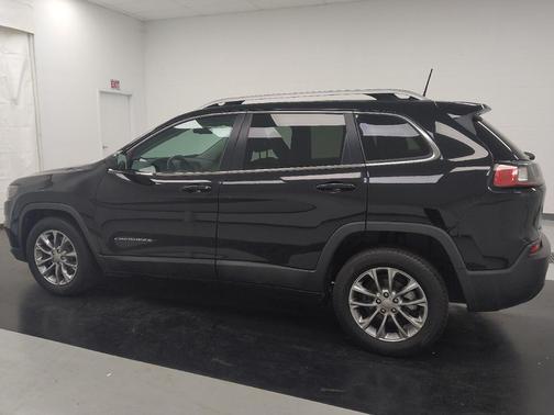 Diamond Black Crystal Pearlcoat 2019 Jeep Cherokee Latitude Plus