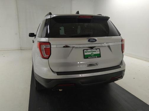 Ingot Silver Metallic 2018 Ford Explorer Base