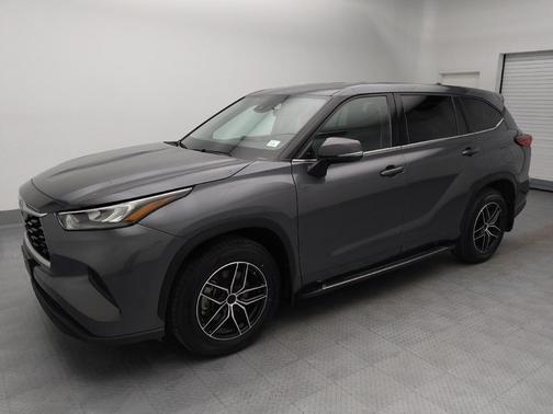 Magnetic Gray Metallic 2020 Toyota Highlander L