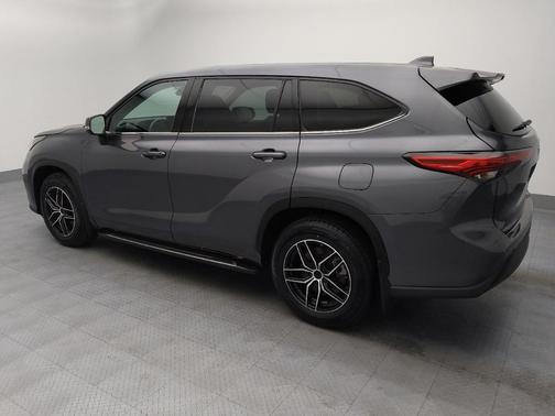 Magnetic Gray Metallic 2020 Toyota Highlander L