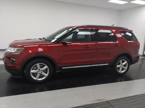 Red 2019 Ford Explorer XLT