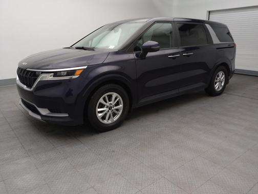 2022 Kia Carnival LX