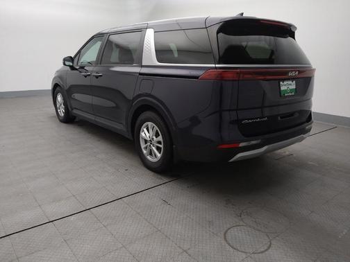 2022 Kia Carnival LX