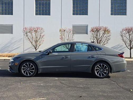 2021 Hyundai SONATA Limited