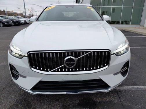 2022 Volvo XC60 B5 Inscription