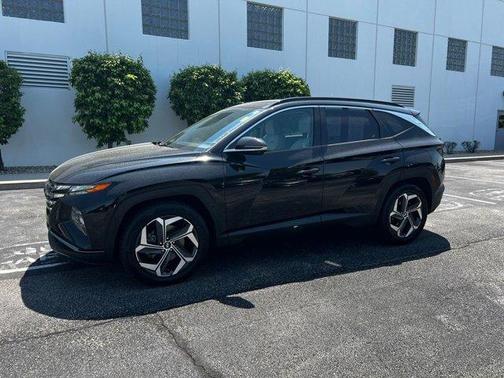 Phantom Black 2022 Hyundai TUCSON Limited