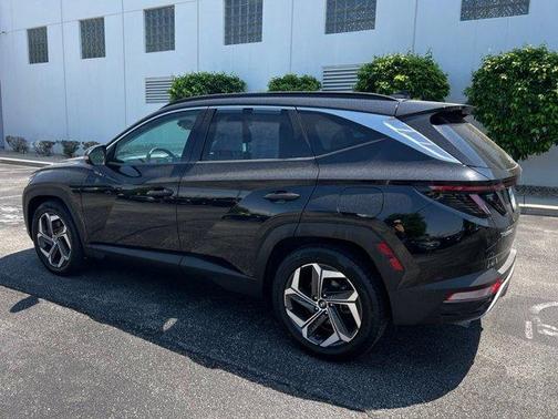 Phantom Black 2022 Hyundai TUCSON Limited