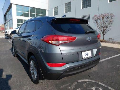 2017 Hyundai TUCSON SE Plus