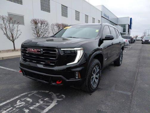 2024 GMC Acadia AT4