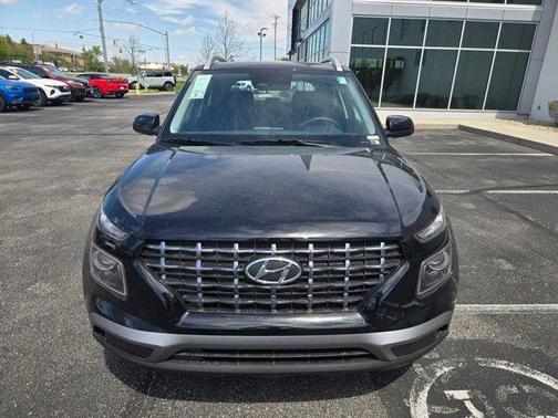 Onyx Black 2026 Hyundai VENUE SEL