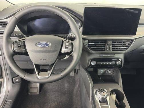 Iconic Silver Metallic 2023 Ford Escape Active