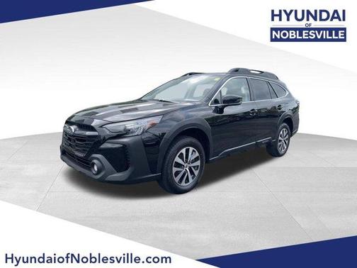 Crystal Black Silica 2024 Subaru Outback Premium