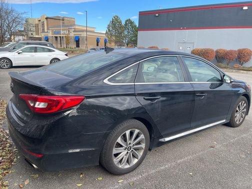 2017 Hyundai SONATA Sport
