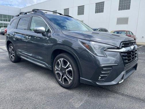 Magnetite Gray Metallic 2023 Subaru Ascent Touring 7-Passenger