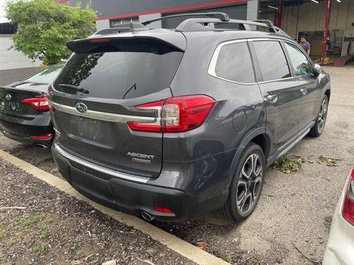 Magnetite Gray Metallic 2023 Subaru Ascent Touring 7-Passenger