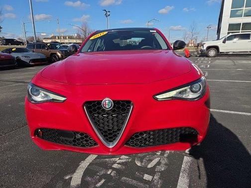 2017 Alfa Romeo Giulia Ti
