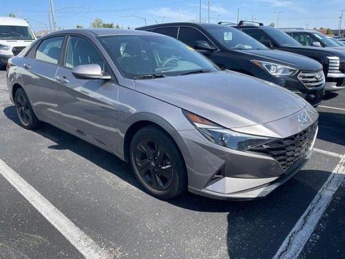 Metal 2023 Hyundai ELANTRA SEL