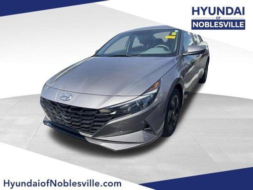 Metal 2023 Hyundai ELANTRA SEL