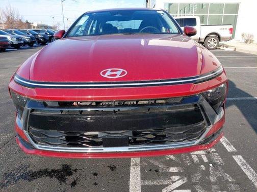 2025 Hyundai SONATA Hybrid SEL