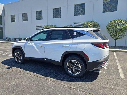 Pearl 2026 Hyundai TUCSON Hybrid SEL