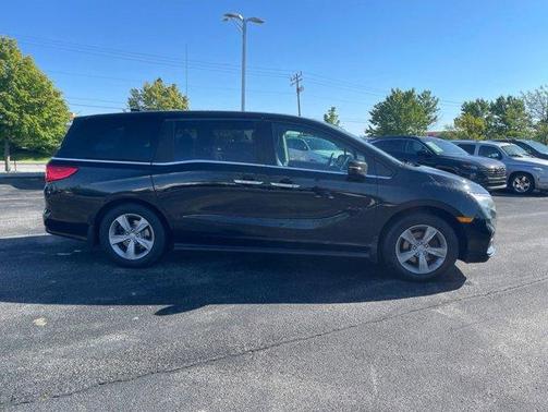 Crystal Black Pearl 2018 Honda Odyssey EX-L