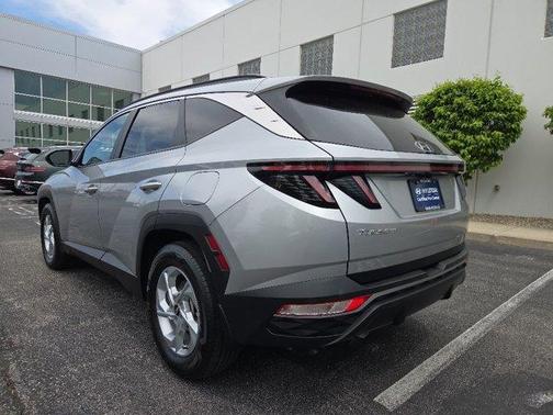 Shimmering Silver 2023 Hyundai TUCSON SEL