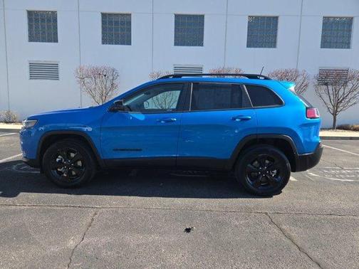 2023 Jeep Cherokee Altitude Lux