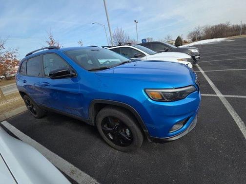 2023 Jeep Cherokee Altitude Lux