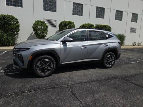 Shimmering Silver 2026 Hyundai TUCSON Plug-In Hybrid SEL