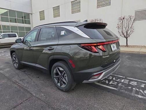 2026 Hyundai TUCSON SEL Premium