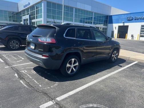 Diamond Black 2019 Jeep Cherokee Limited