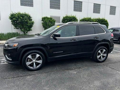 Diamond Black 2019 Jeep Cherokee Limited
