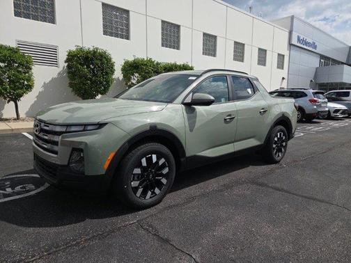 2025 Hyundai SANTA CRUZ SEL Activity