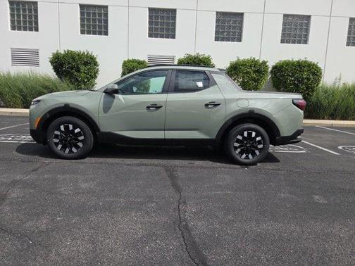 2025 Hyundai SANTA CRUZ SEL Activity