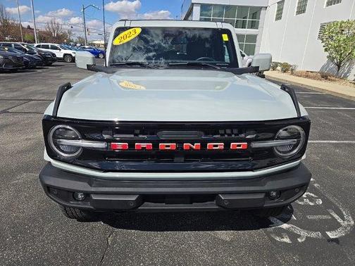 Cactus Green / Gray 2023 Ford Bronco Outer Banks