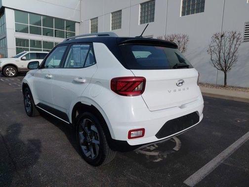 2023 Hyundai VENUE Limited