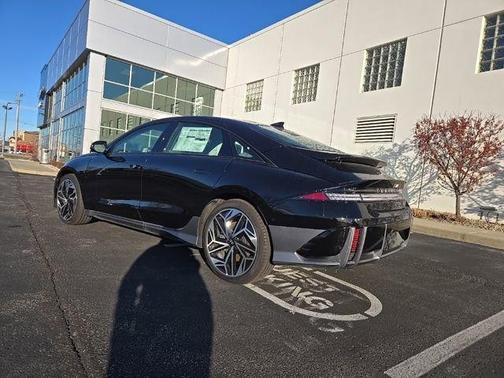 2024 Hyundai IONIQ 6 Limited