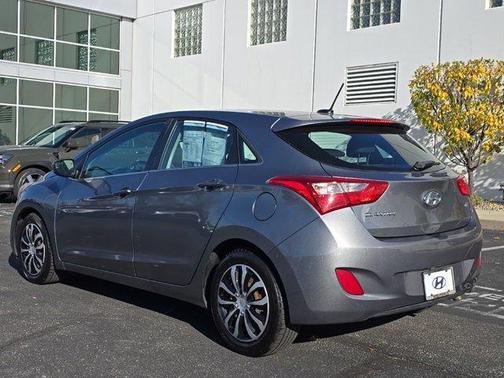 2017 Hyundai Elantra GT Base