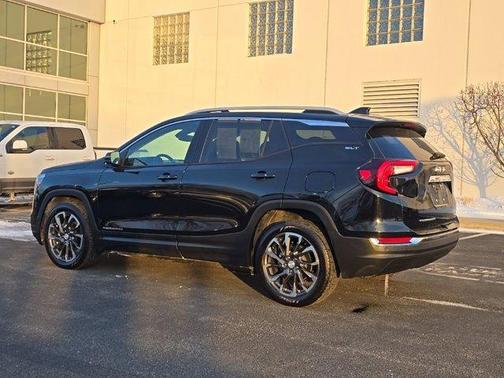 2022 GMC Terrain SLT