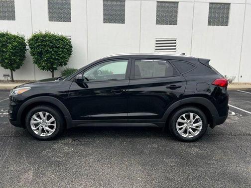 Black Noir Pearl 2019 Hyundai TUCSON Value