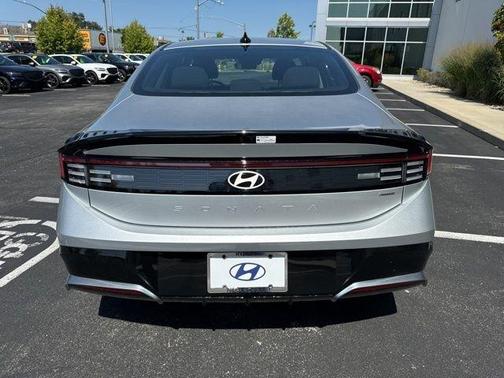 2024 Hyundai SONATA Hybrid SEL