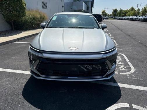 2024 Hyundai SONATA Hybrid SEL